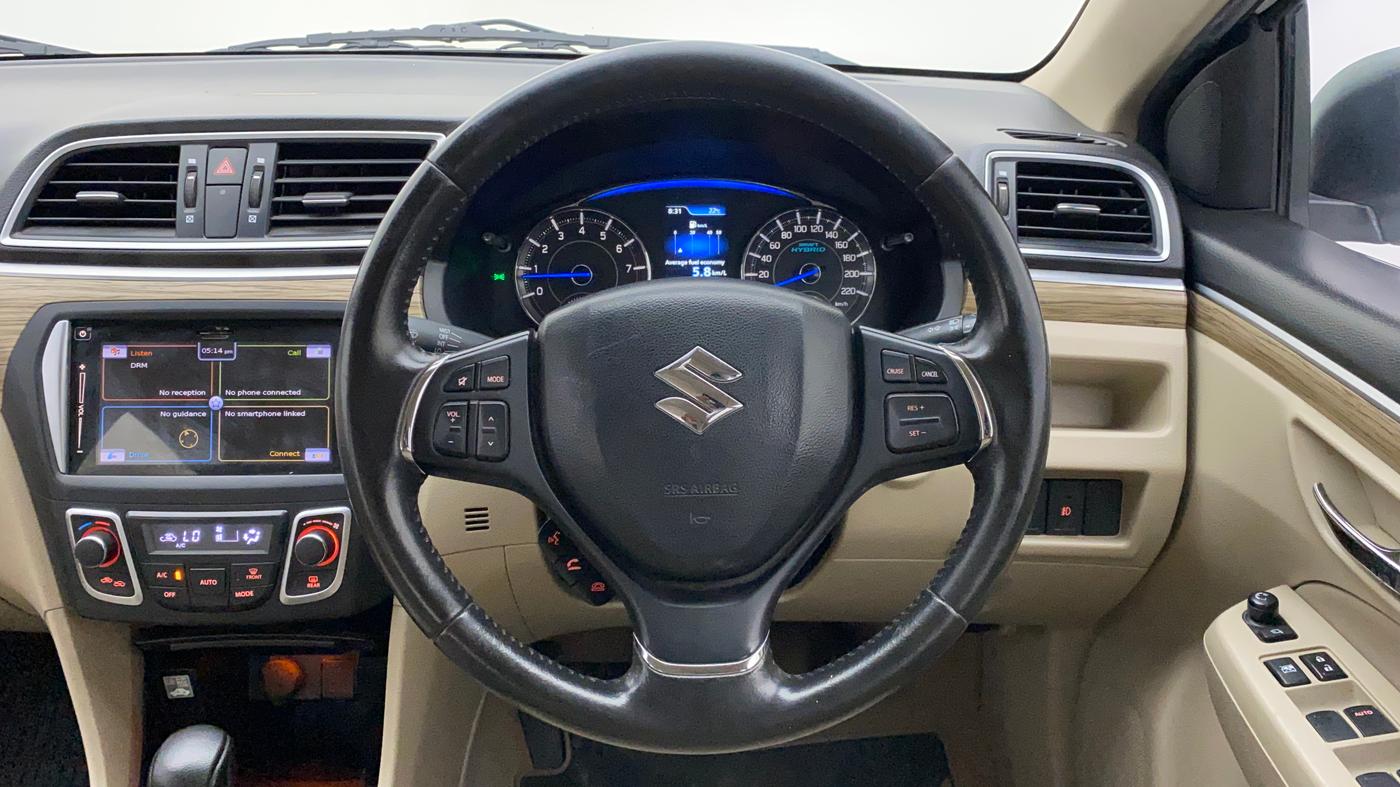 2020 Maruti Ciaz ALPHA  AT 1.5 SHVS PETROL, Petrol, Automatic, 70,166 km, Steering Wheel Close Up