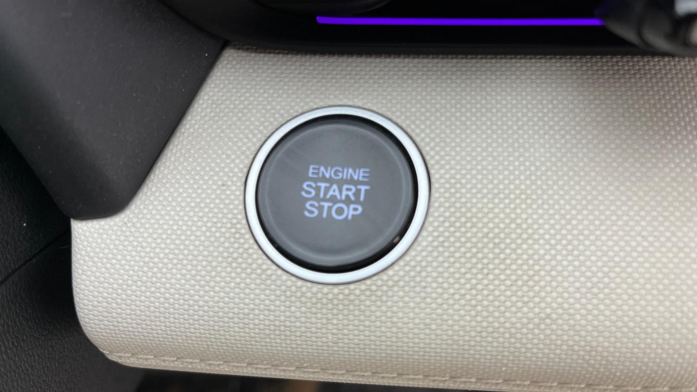 2023 Hyundai Verna  SX 1.5 MPI IVT, Petrol, Automatic, 14,186 km, Keyless Start/ Stop Button