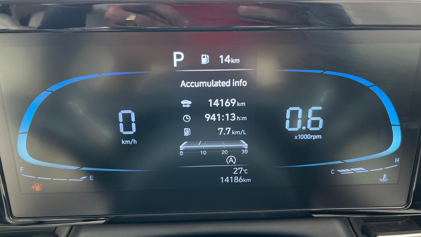 2023 Hyundai Verna  SX 1.5 MPI IVT, Petrol, Automatic, 14,186 km, Odometer Image