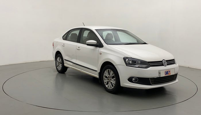 2015 Volkswagen Vento HIGHLINE PETROL AT, Petrol, Automatic, 61,682 km, Right Front Diagonal