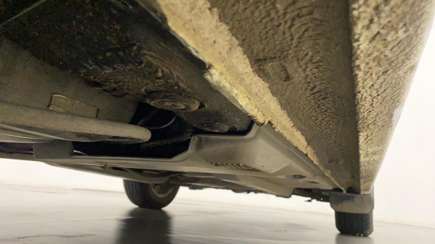 2015 Volkswagen Vento HIGHLINE PETROL AT, Petrol, Automatic, 61,682 km, Right Side Underbody