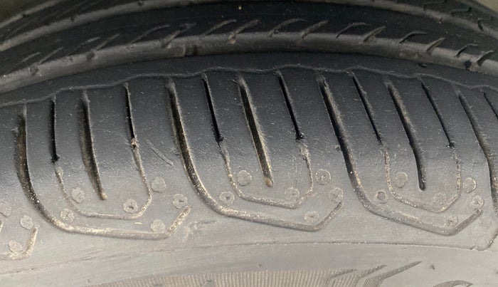 2024 Tata Tiago XT PETROL, Petrol, Manual, 15,398 km, Right Front Tyre Tread