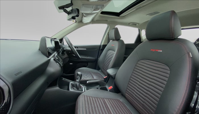 2020 KIA SONET GTX + 1.0 IMT, Petrol, Manual, 19,932 km, Right Side Front Door Cabin
