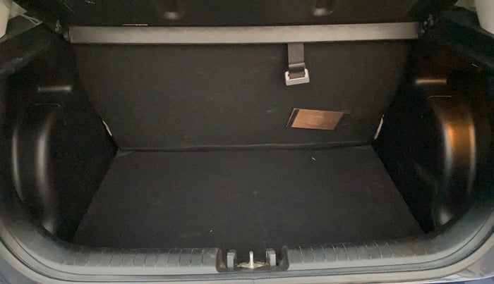 2022 Hyundai VENUE SX 1.0 TURBO IMT, Petrol, Manual, 55,148 km, Boot Inside