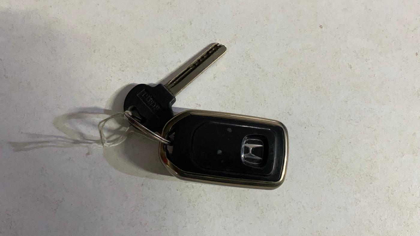 2018 Honda City 1.5L I-VTEC V MT, Petrol, Manual, 30,949 km, Key Close Up