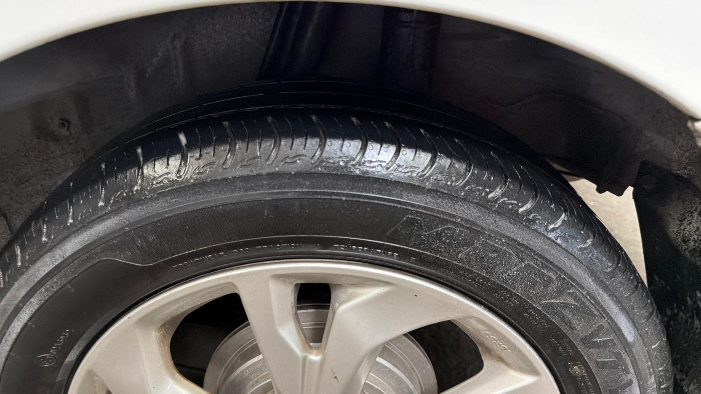 2018 Honda Amaze 1.2L I-VTEC V CVT, Petrol, Automatic, 64,224 km, Left Rear Tyre Tread
