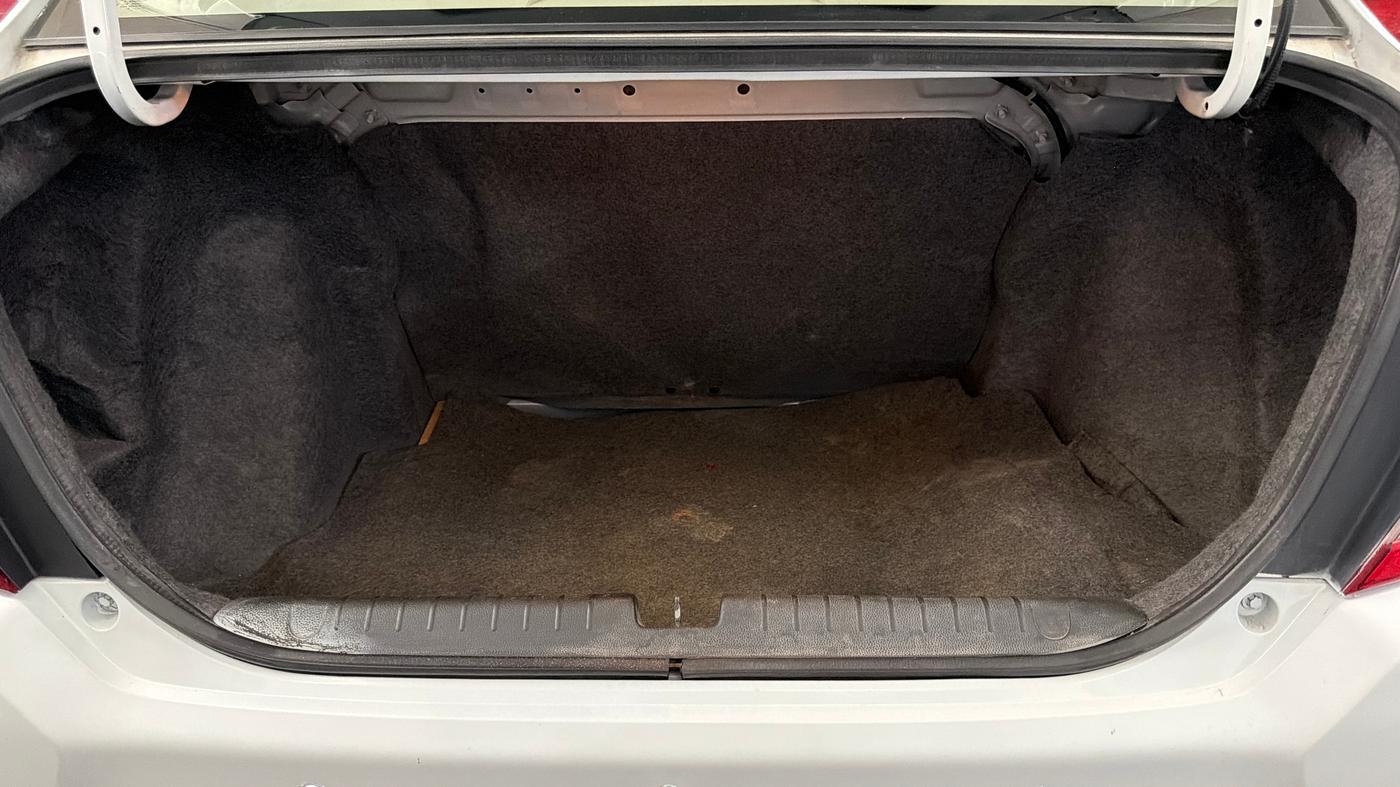 2018 Honda Amaze 1.2L I-VTEC V CVT, Petrol, Automatic, 64,224 km, Boot Inside