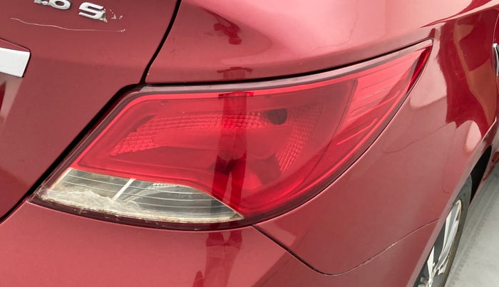 2016 Hyundai Verna FLUIDIC 4S 1.6 VTVT SX, Petrol, Manual, 61,768 km, Right tail light - Reverse gear light not functional