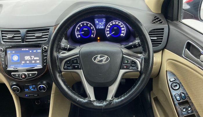 2016 Hyundai Verna FLUIDIC 4S 1.6 VTVT SX, Petrol, Manual, 61,768 km, Steering Wheel Close Up