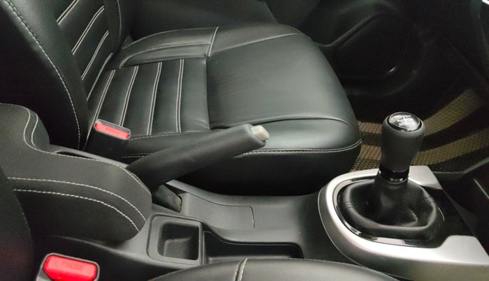 2019 Honda WR-V 1.2L I-VTEC VX MT, Petrol, Manual, 50,425 km, Gear Lever