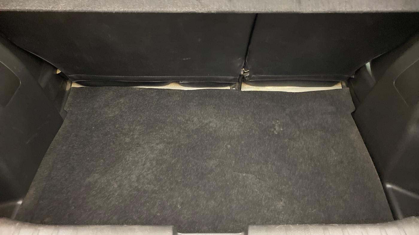 2016 Maruti Baleno ZETA DIESEL 1.3, Diesel, Manual, 50,310 km, Boot Inside