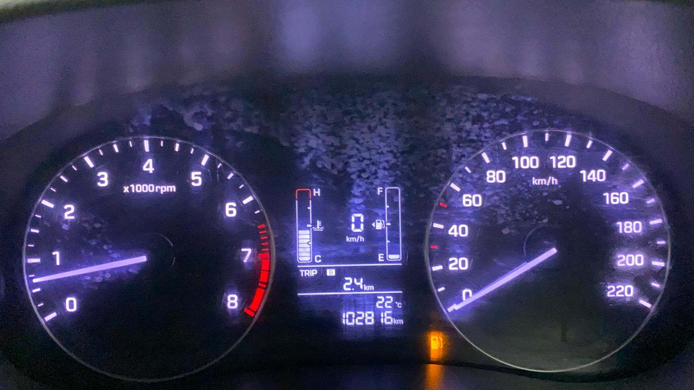 2016 Hyundai Creta SX PLUS 1.6 PETROL, Petrol, Manual, 1,02,898 km, Odometer Image