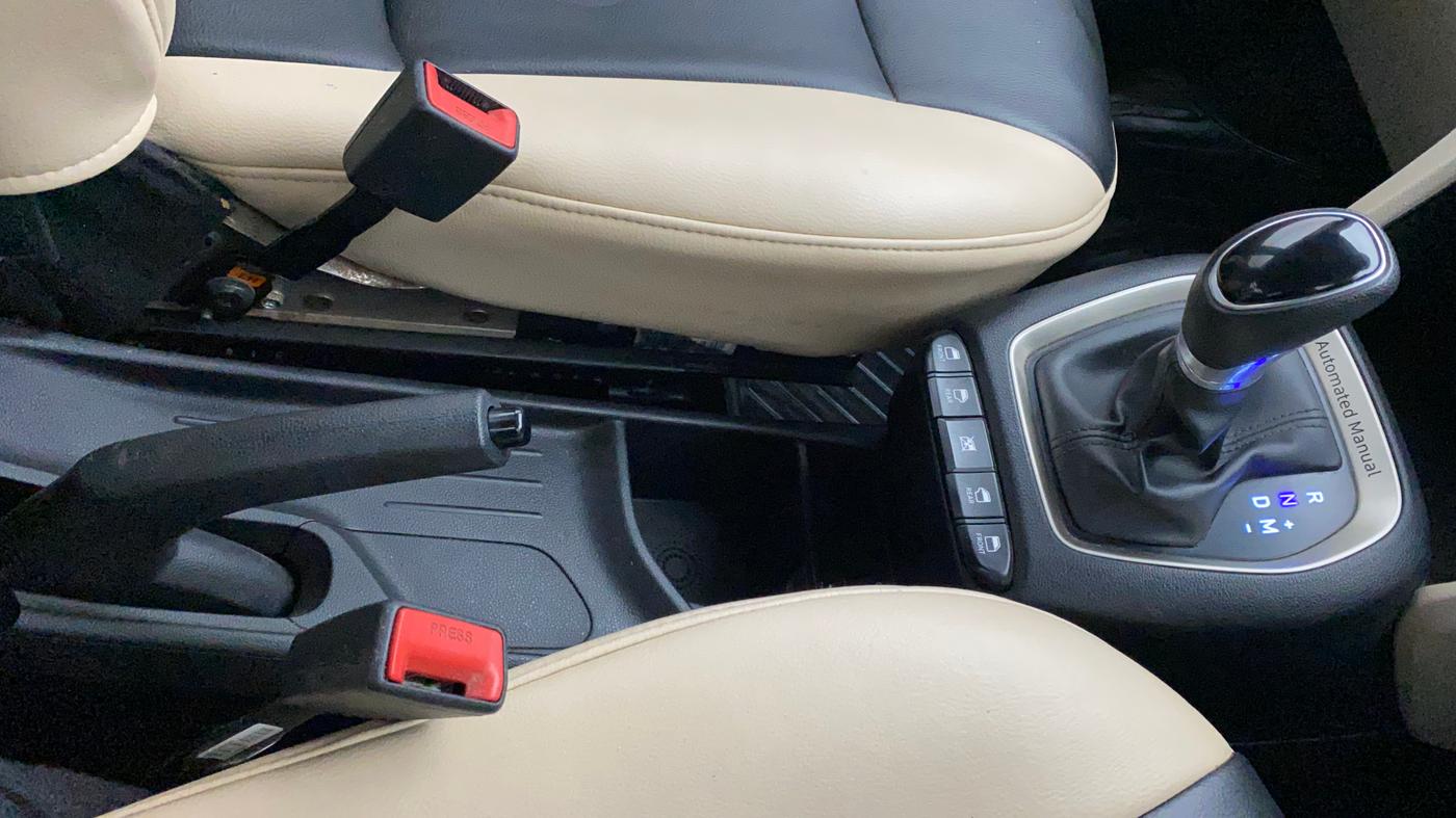 2018 Hyundai NEW SANTRO SPORTZ AMT, Petrol, Automatic, 36,435 km, Gear Lever