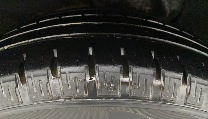 2013 Honda CRV 2.4L 2WD AT, Petrol, Automatic, 74,534 km, Right Front Tyre Tread