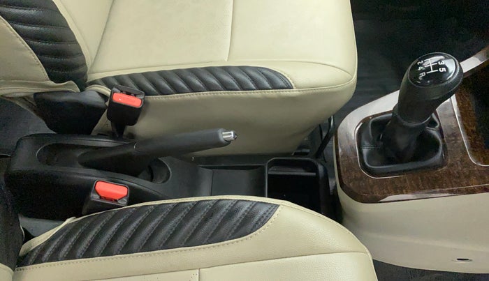 2019 Maruti New Wagon-R ZXI 1.2 old, Petrol, Manual, 31,118 km, Gear Lever
