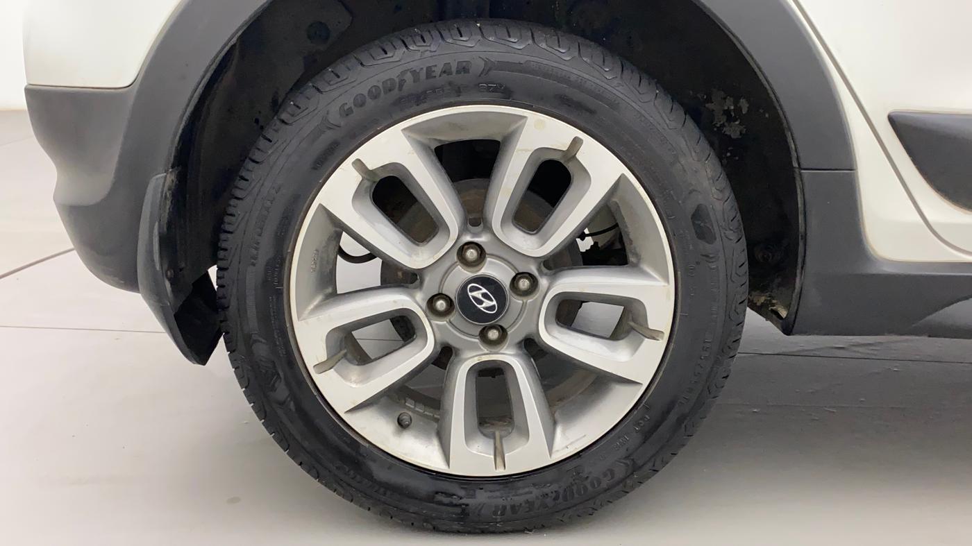 2016 Hyundai i20 Active 1.2 SX, Petrol, Manual, 69,494 km, Right Rear Wheel