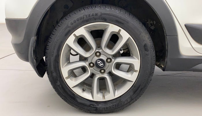 2016 Hyundai i20 Active 1.2 SX, Petrol, Manual, 69,494 km, Right Rear Wheel