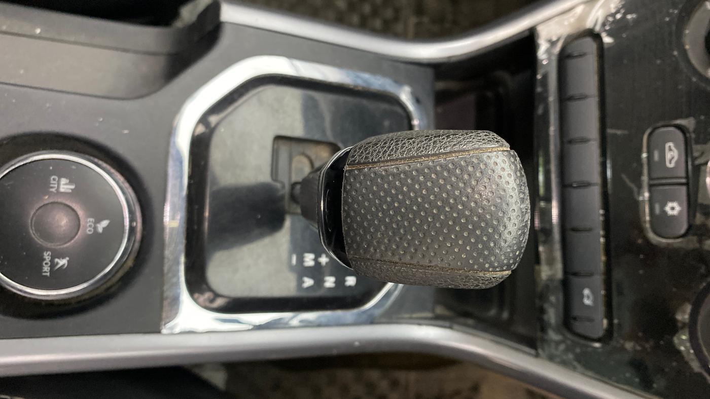 2022 Tata NEXON XMA PLUS SUNROOF PETROL, Petrol, Automatic, 51,038 km, Gear Lever