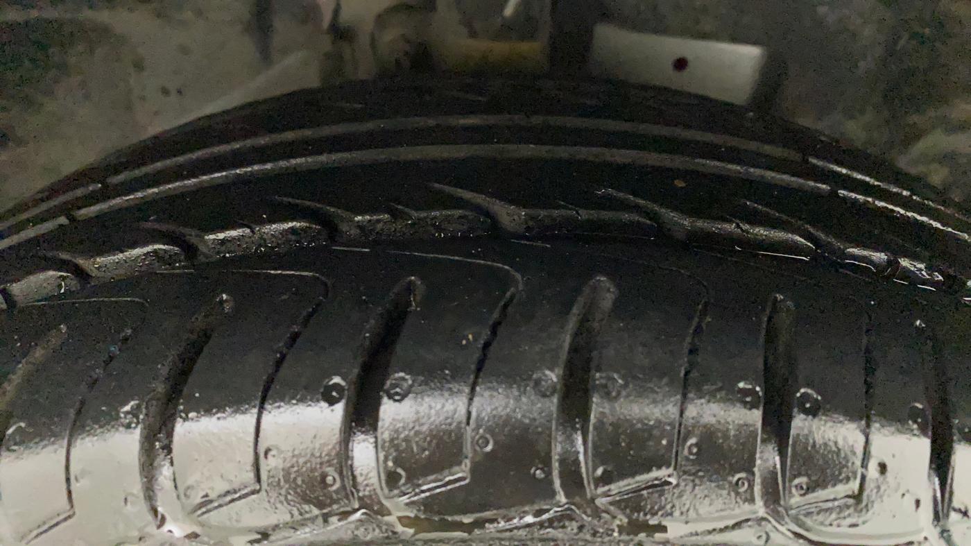 2021 Ford Ecosport TITANIUM 1.5L PETROL, Petrol, Manual, 30,282 km, Right Front Tyre Tread