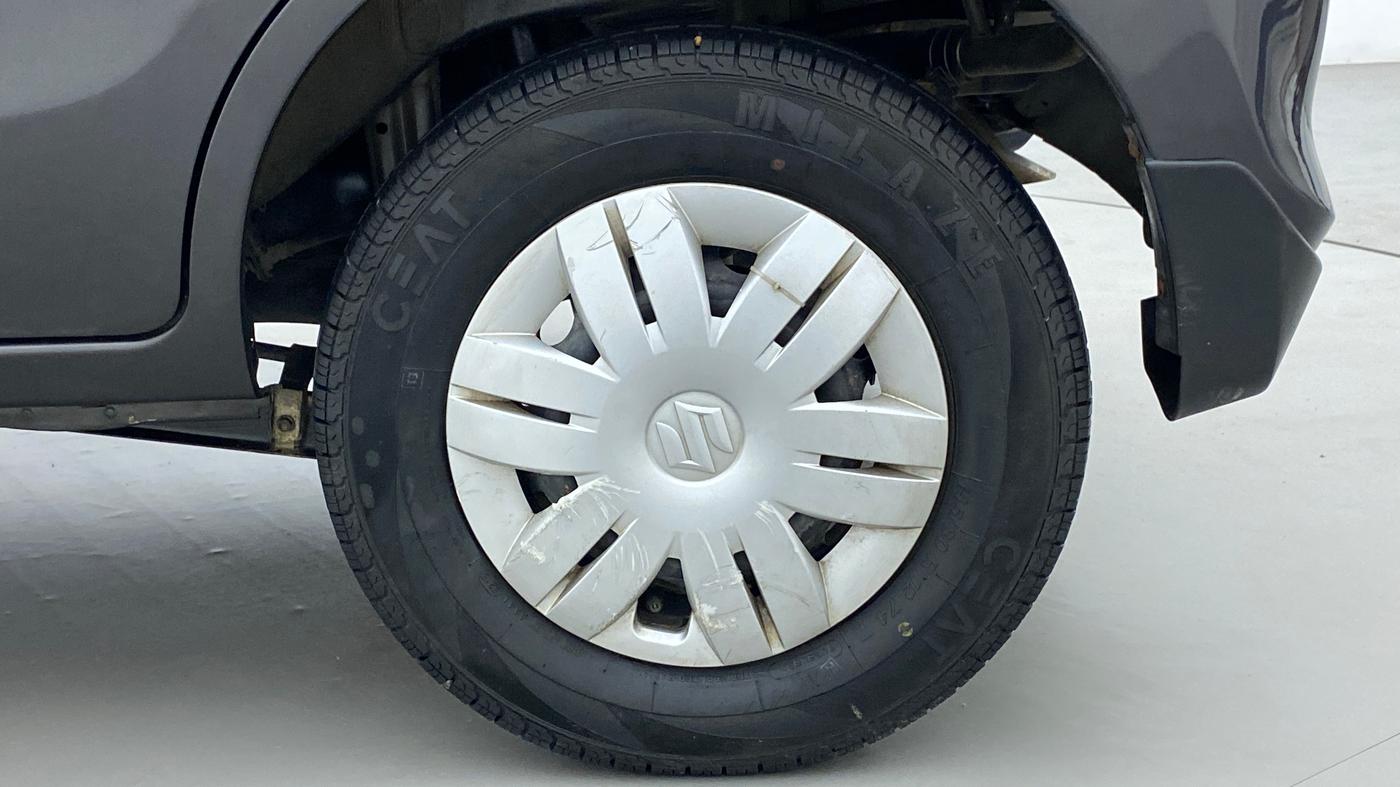 2016 Maruti Alto 800 LXI, Petrol, Manual, 13,122 km, Left Rear Wheel