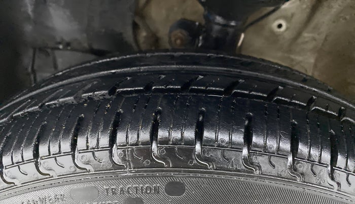 2020 Maruti New Wagon-R LXI CNG 1.0, CNG, Manual, 48,073 km, Left Front Tyre Tread
