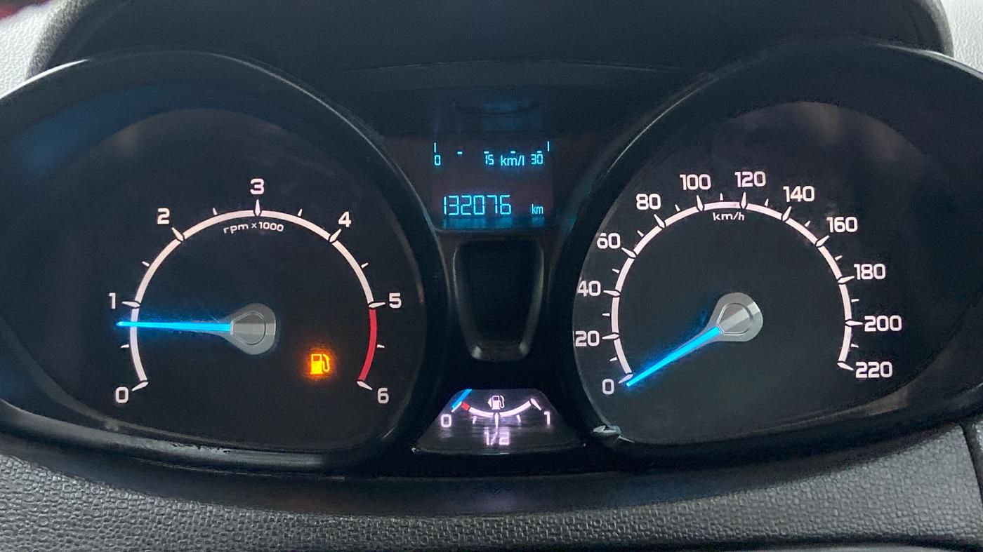 2014 Ford Ecosport 1.5 TREND TDCI, Diesel, Manual, 1,32,170 km, Odometer Image