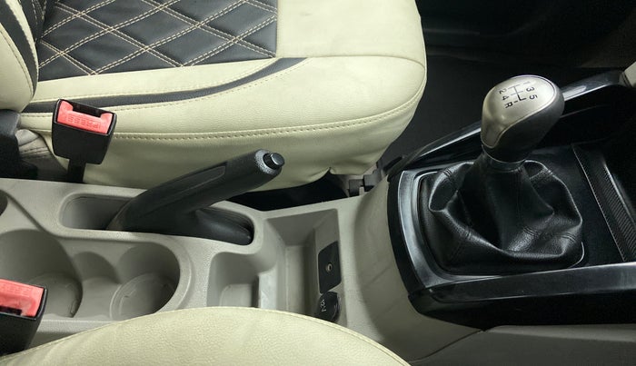 2014 Ford Ecosport 1.5 TREND TDCI, Diesel, Manual, 1,32,170 km, Gear Lever