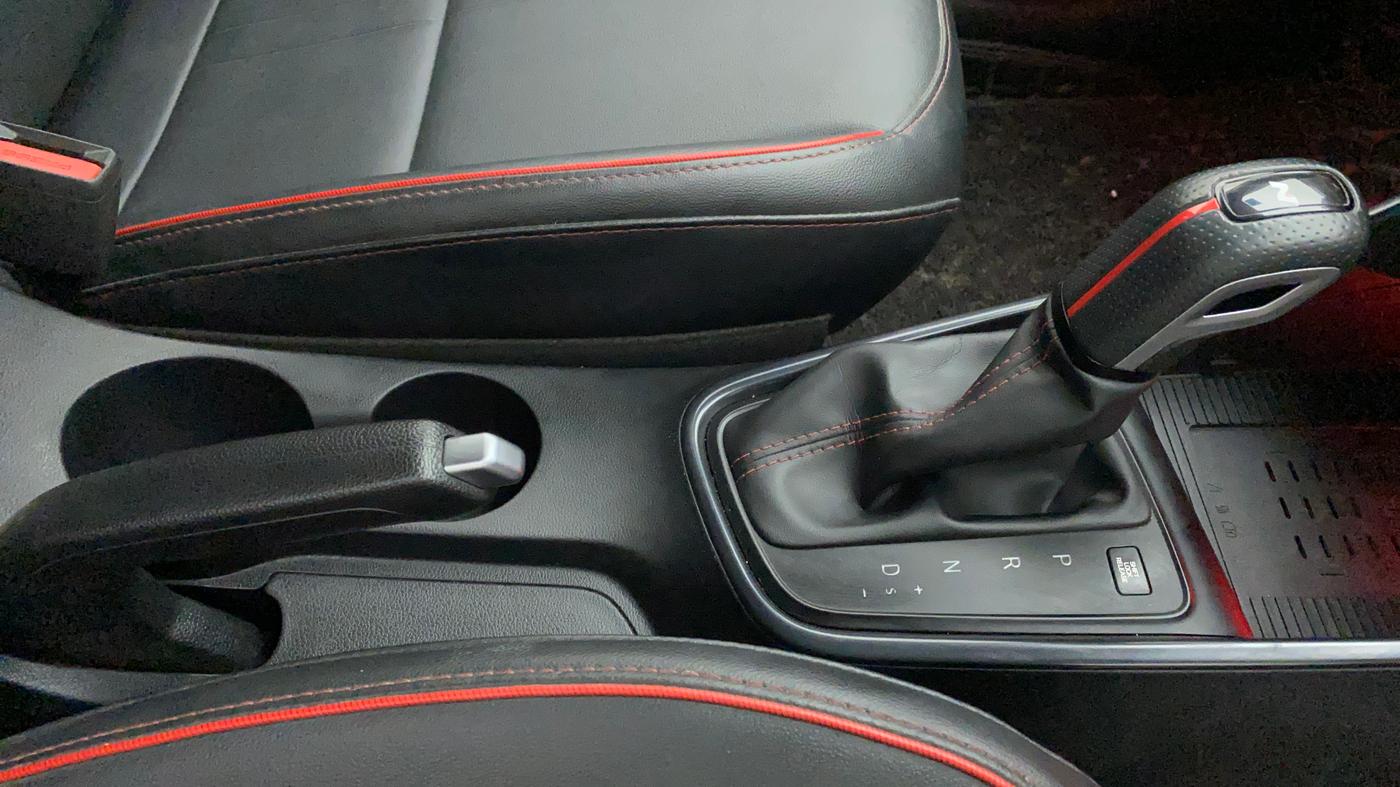 2021 Hyundai NEW I20 N LINE N8 1.0 TURBO GDI DCT, Petrol, Automatic, 25,319 km, Gear Lever