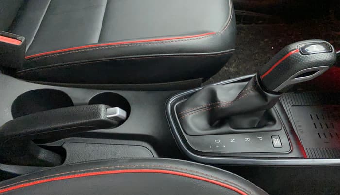 2021 Hyundai NEW I20 N LINE N8 1.0 TURBO GDI DCT, Petrol, Automatic, 25,319 km, Gear Lever