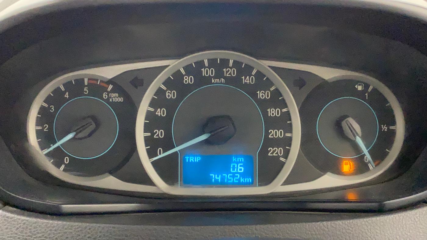2015 Ford New Figo TITANIUM1.5 DIESEL, Diesel, Manual, 74,800 km, Odometer Image