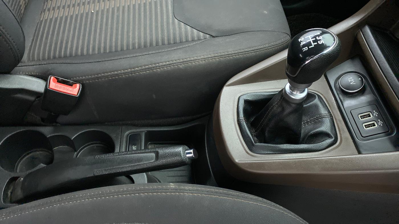 2019 Ford FREESTYLE TITANIUM Plus 1.5 TDCI MT, Diesel, Manual, 90,215 km, Gear Lever