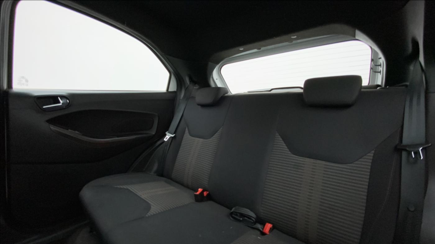 2019 Ford FREESTYLE TITANIUM Plus 1.5 TDCI MT, Diesel, Manual, 90,215 km, Right Side Rear Door Cabin