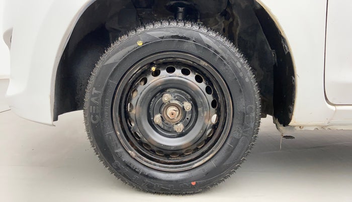 2016 Datsun Go Plus T, Petrol, Manual, 99,240 km, Left Front Wheel