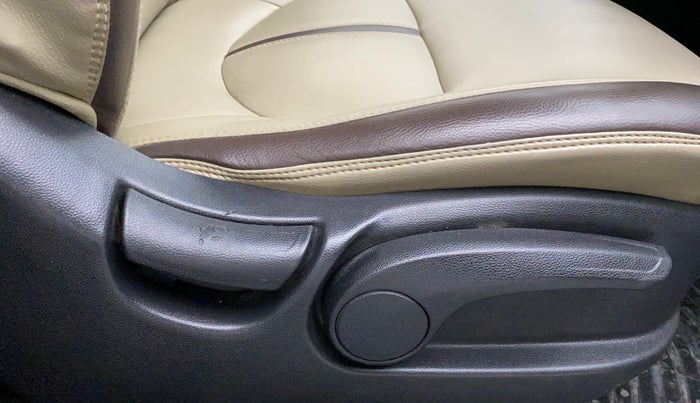 2019 Hyundai Creta SX AT 1.6 PETROL, Petrol, Automatic, 44,370 km, Driver Side Adjustment Panel
