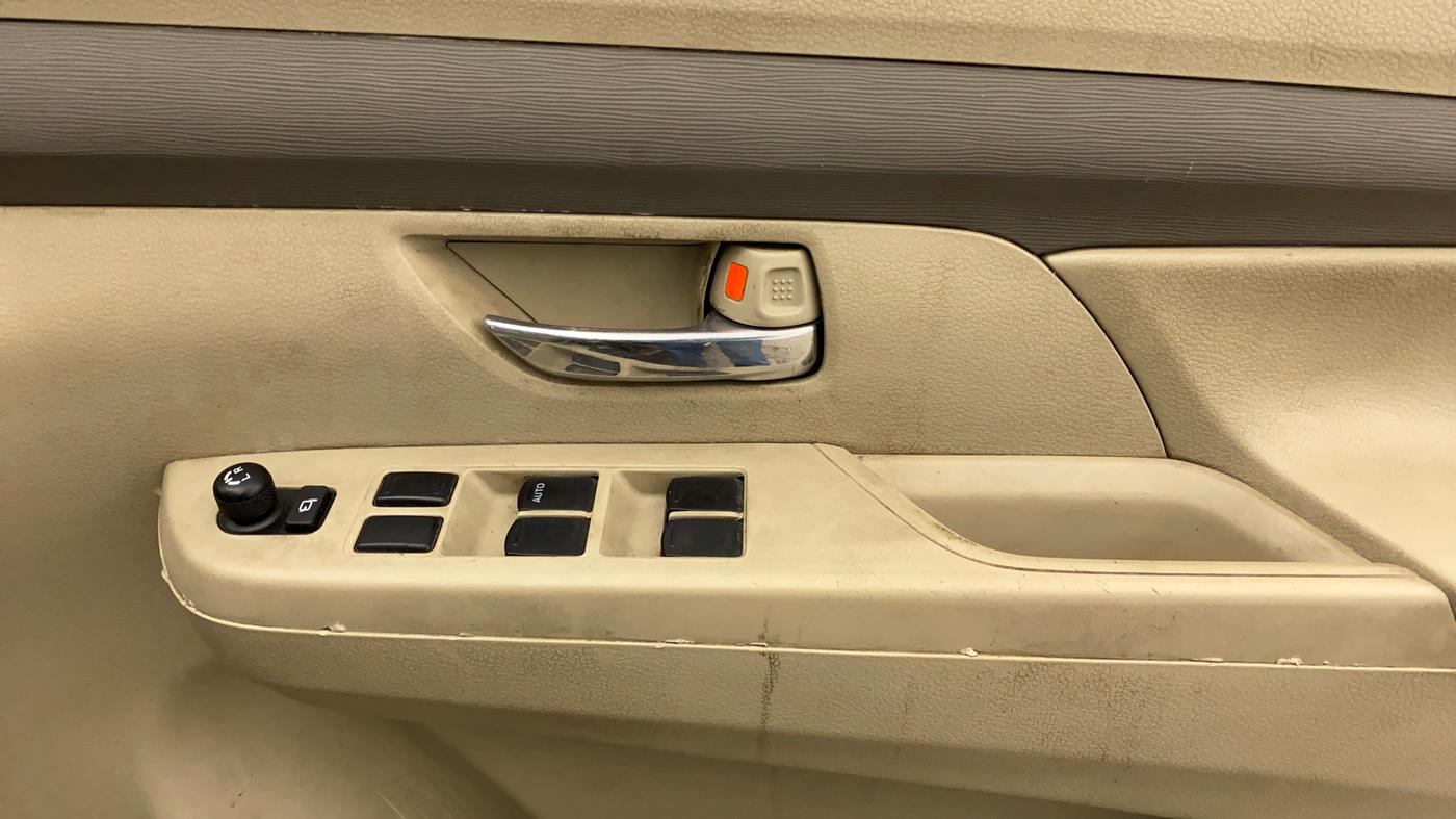 2019 Maruti Ertiga VXI SHVS, Petrol, Manual, 53,780 km, Driver Side Door Panels Control