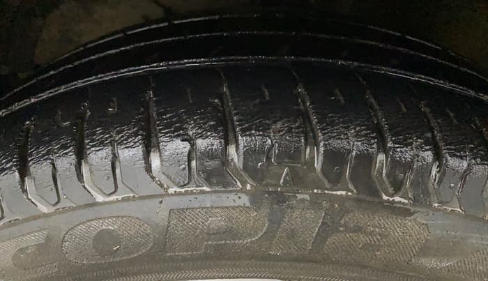 2019 Maruti Ertiga VXI SHVS, Petrol, Manual, 53,792 km, Left Front Tyre Tread