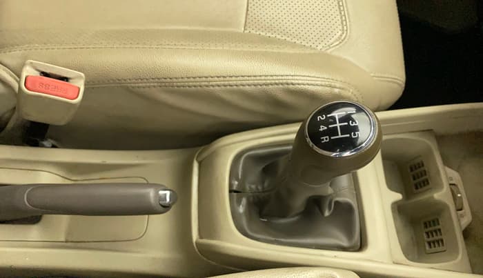 2019 Maruti Ertiga VXI SHVS, Petrol, Manual, 53,792 km, Gear Lever