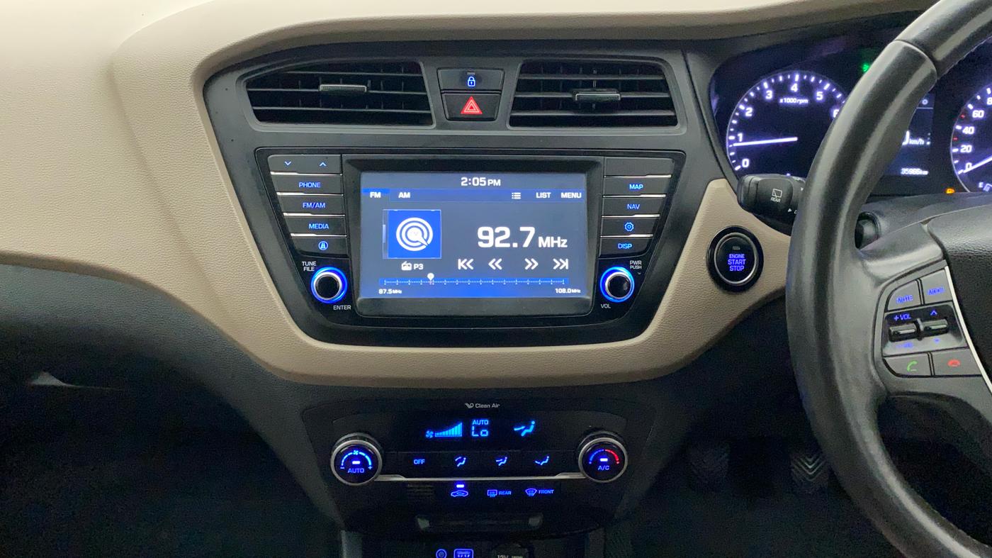 2016 Hyundai Elite i20 ASTA 1.2 (O), Petrol, Manual, 35,966 km, Air Conditioner