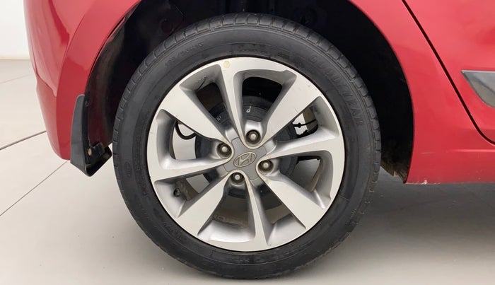 2016 Hyundai Elite i20 ASTA 1.2 (O), Petrol, Manual, 35,966 km, Right Rear Wheel