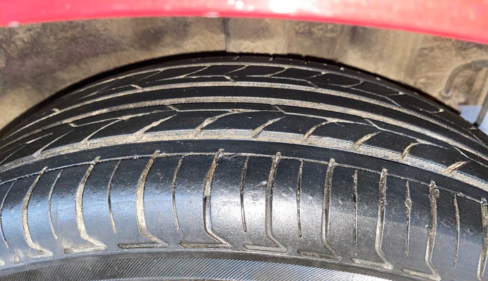 2016 Hyundai Grand i10 SPORTZ 1.2 KAPPA VTVT, Petrol, Manual, 34,118 km, Left Rear Tyre Tread