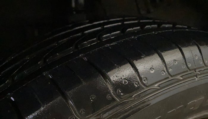 2019 Tata NEXON XZ PETROL, Petrol, Manual, 22,002 km, Right Rear Tyre Tread