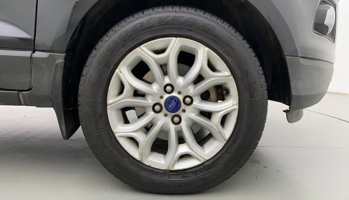 2017 Ford Ecosport 1.5 TITANIUM TI VCT AT, Petrol, Automatic, 39,697 km, Right Front Wheel
