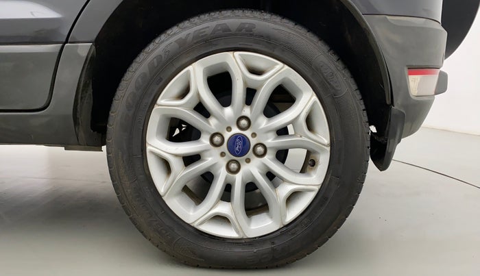 2017 Ford Ecosport 1.5 TITANIUM TI VCT AT, Petrol, Automatic, 39,697 km, Left Rear Wheel
