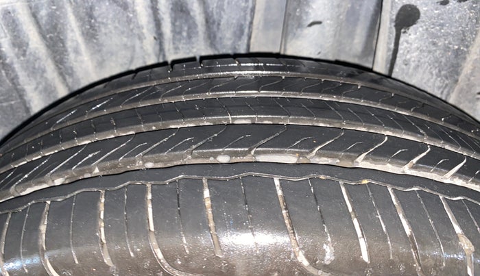 2023 Maruti FRONX DELTA PLUS 1.2MT, Petrol, Manual, 16,746 km, Left Rear Tyre Tread