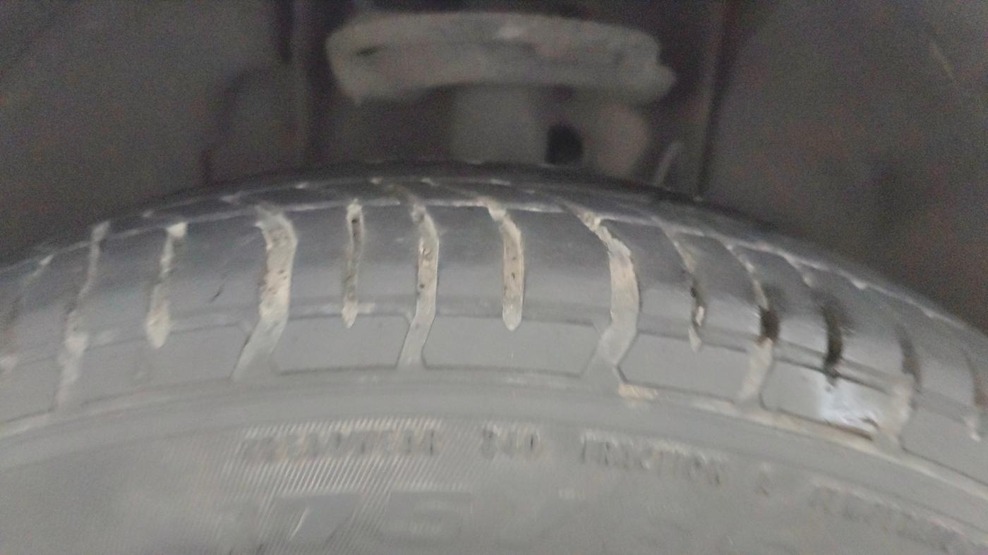 2021 Tata Tiago XT PETROL, CNG, Manual, 96,394 km, Right Front Tyre Tread