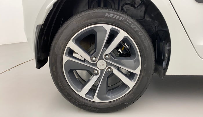 2021 Tata ALTROZ XZ 1.2, Petrol, Manual, 13,647 km, Right Rear Wheel