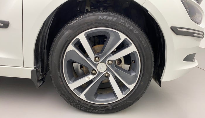 2021 Tata ALTROZ XZ 1.2, Petrol, Manual, 13,647 km, Right Front Wheel