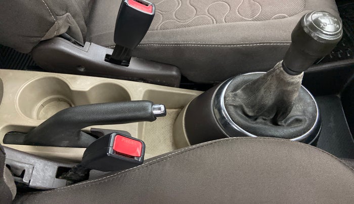 2011 Hyundai i20 MAGNA O 1.2, Petrol, Manual, 82,861 km, Gear Lever