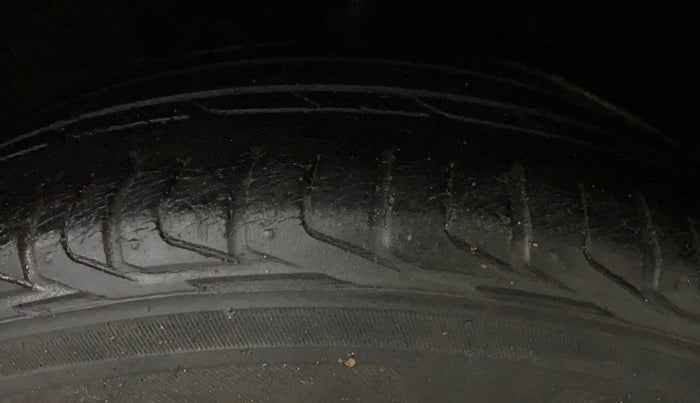 2021 Tata NEXON XZA PLUS SUNROOF DUAL TONE PETROL, Petrol, Automatic, 50,137 km, Left Front Tyre Tread