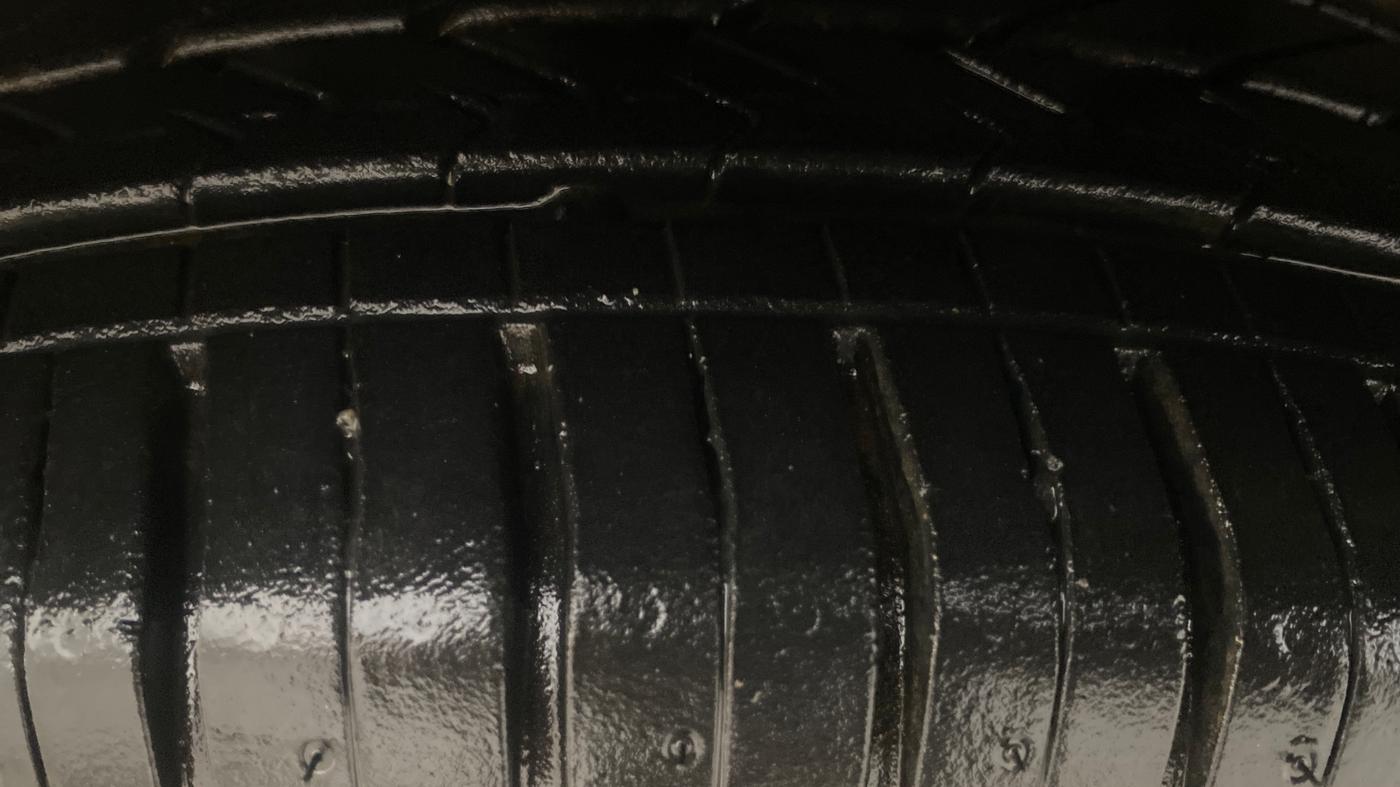 2019 Maruti Celerio ZXI AMT (O), Petrol, Automatic, 29,006 km, Left Front Tyre Tread